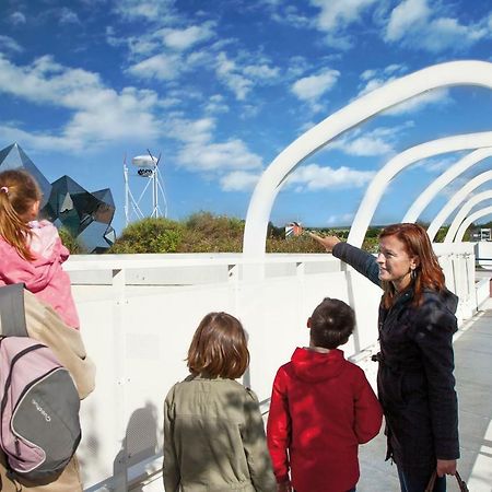 Hotel Du Futuroscope ジョネ・クラン エクステリア 写真