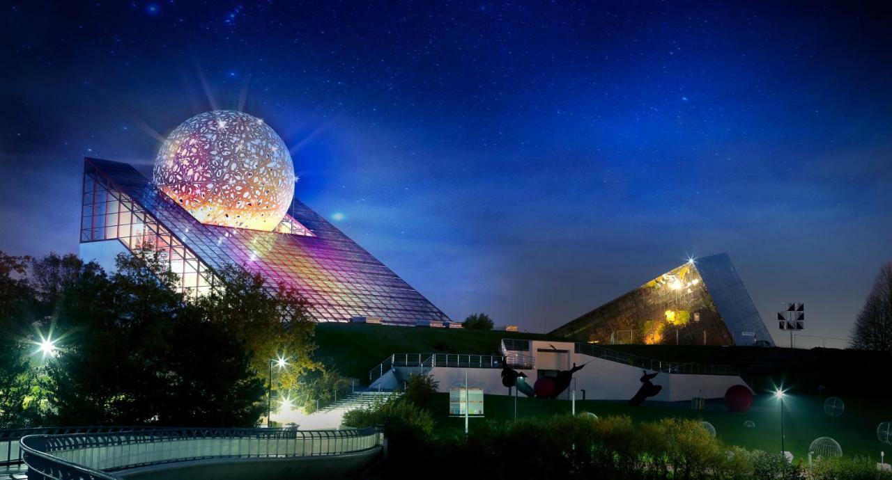 Hotel Du Futuroscope ジョネ・クラン エクステリア 写真